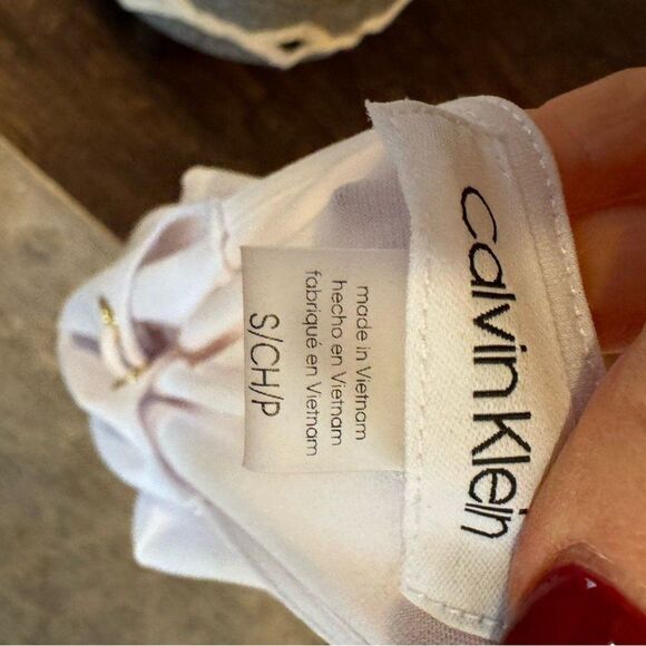 Calvin Kline White Blouse with Gold Accents - Picture 5 of 5